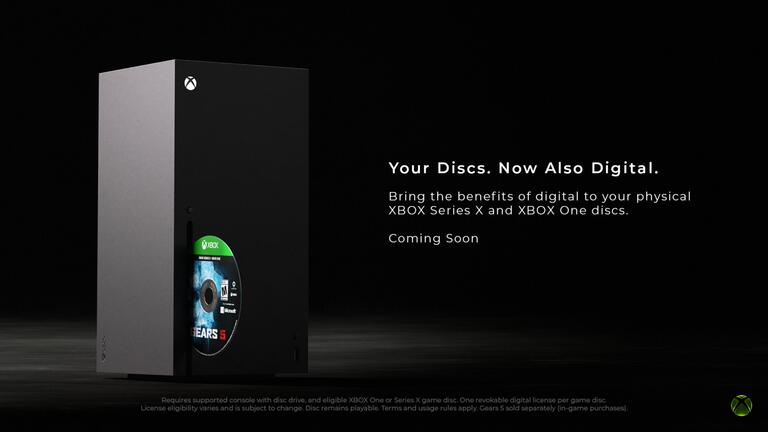 Console Xbox Series X e testo: I tuoi dischi. Ora anche in digitale. Porta i vantaggi del digitale ai dischi fisici per Xbox