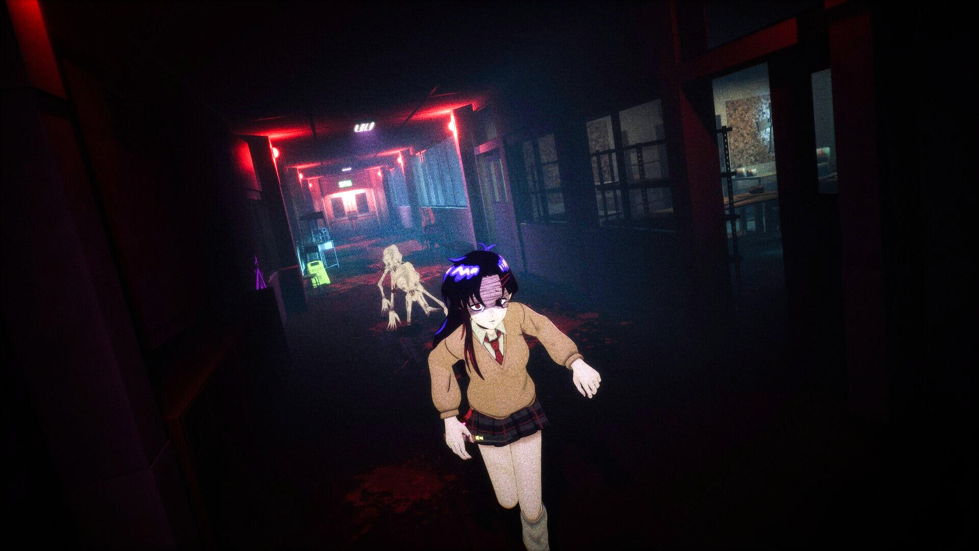 Screenshot in-game di Signal Veil che mostra Aki Mizuno mentre fugge nei corridoi bui della Nishikawa High School con inquadratura fissa, inseguita da una creatura spettrale.
