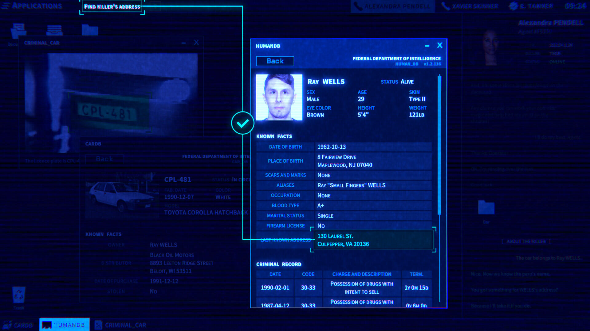 Screenshot in-game di The Operator incentrato sull'analisi forense di filmati di videosorveglianza, con controlli temporali e ingrandimento dei dettagli su terminale.
